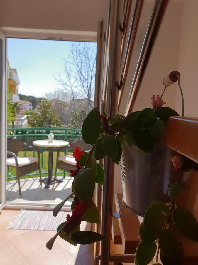 Apartments Skocic Vodice Eksteriør billede