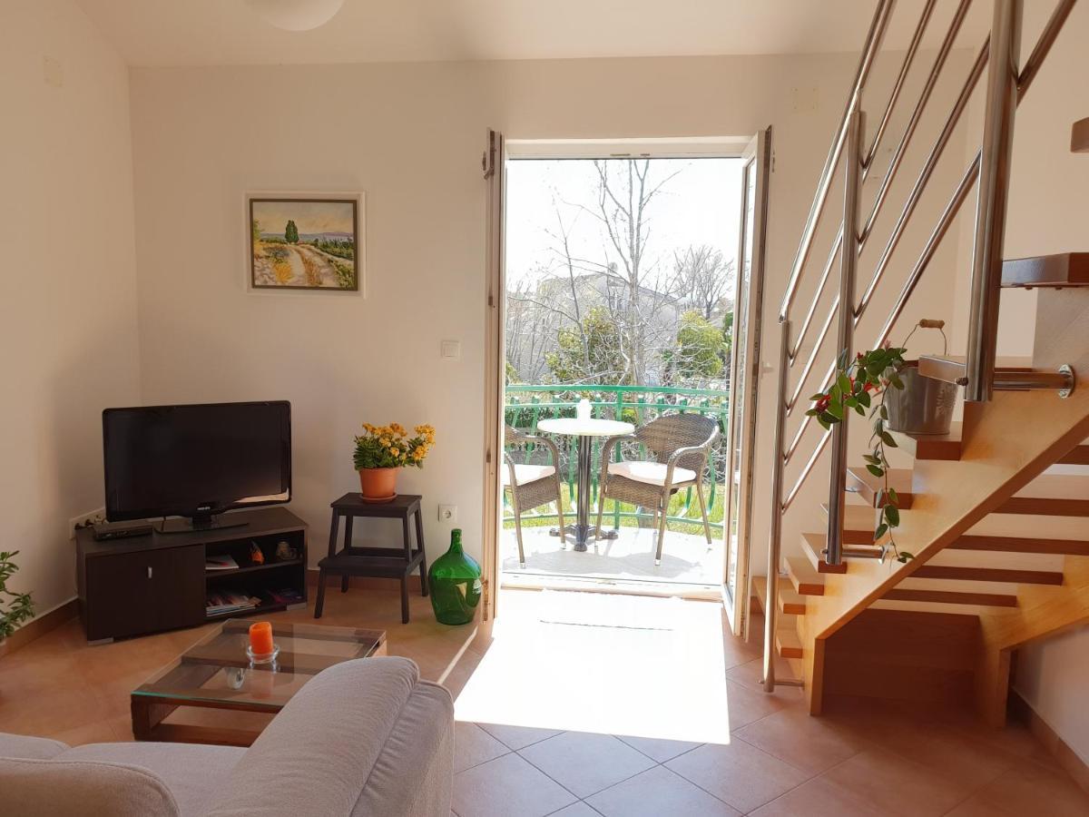Apartments Skocic Vodice Eksteriør billede