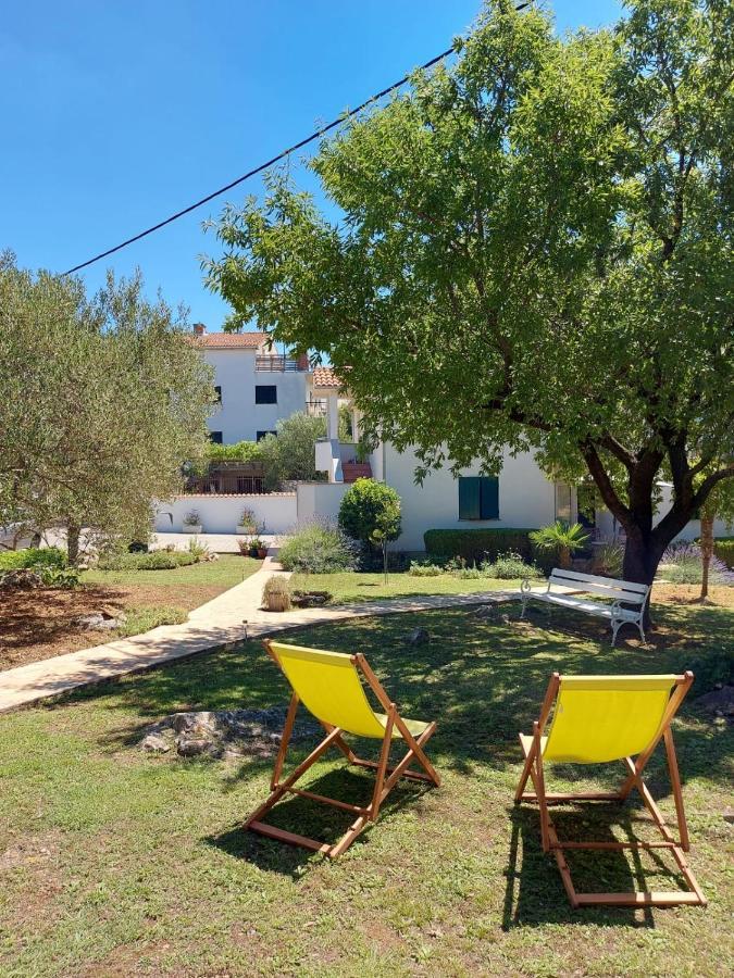 Apartments Skocic Vodice Eksteriør billede
