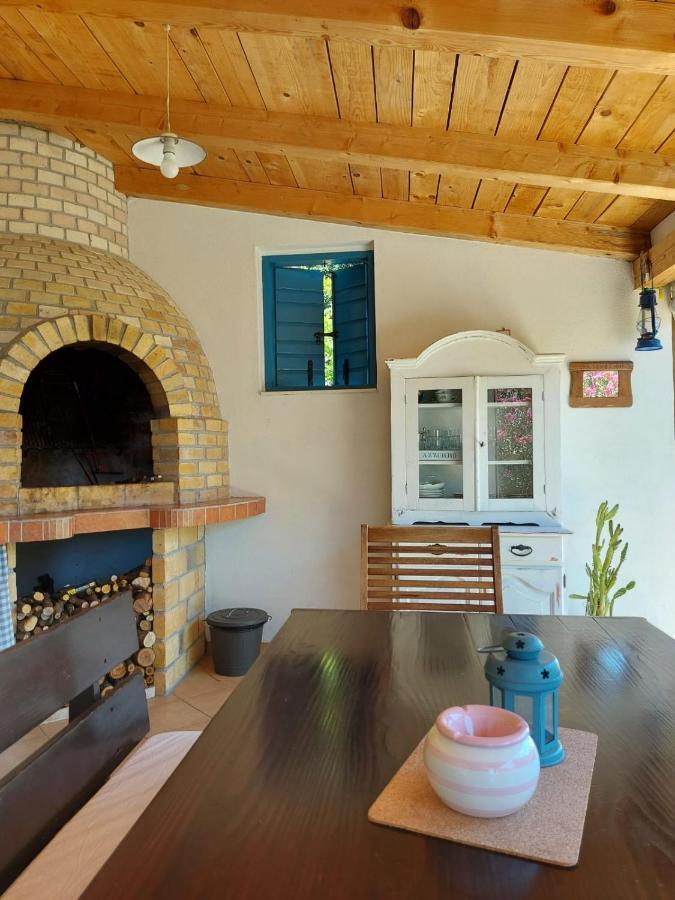 Apartments Skocic Vodice Eksteriør billede