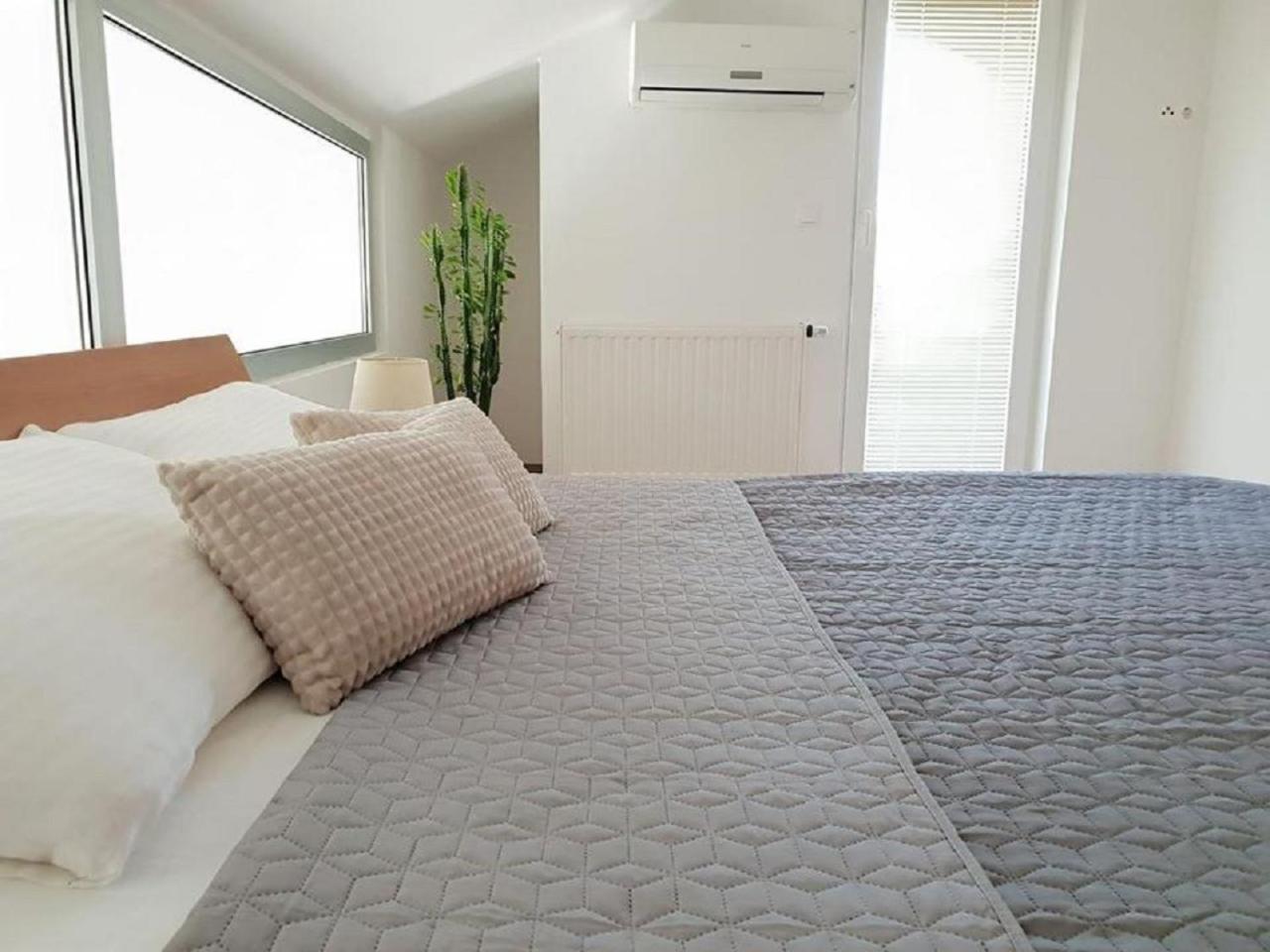 Apartments Skocic Vodice Eksteriør billede