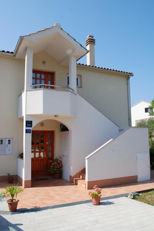 Apartments Skocic Vodice Eksteriør billede