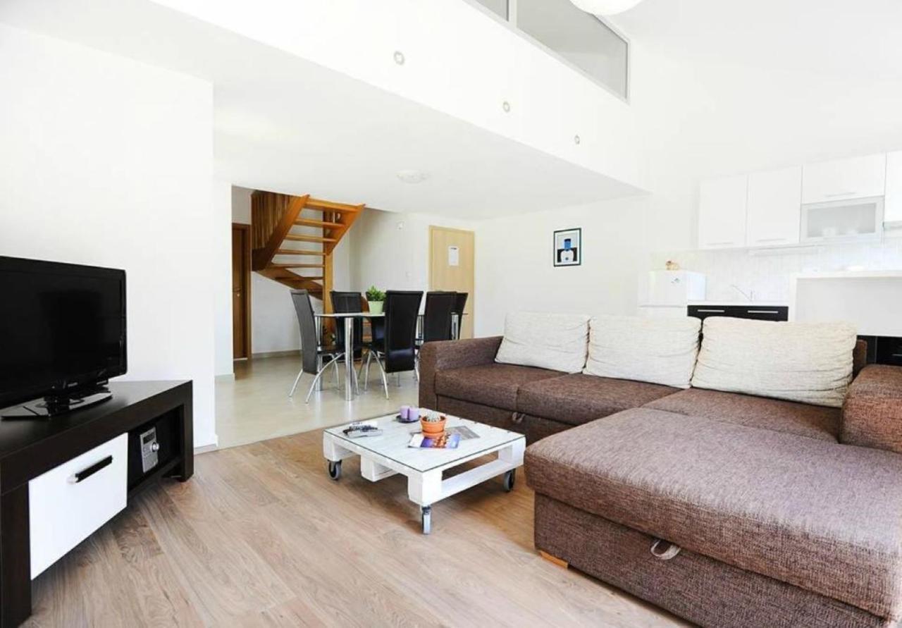 Apartments Skocic Vodice Eksteriør billede